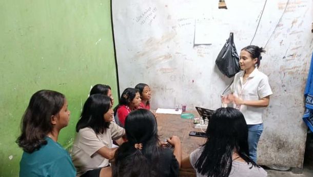 Mahasiswa KKN Unika Santu Paulus Ruteng Gelar Edukasi Pencegahan Pernikahan Dini di Pagal