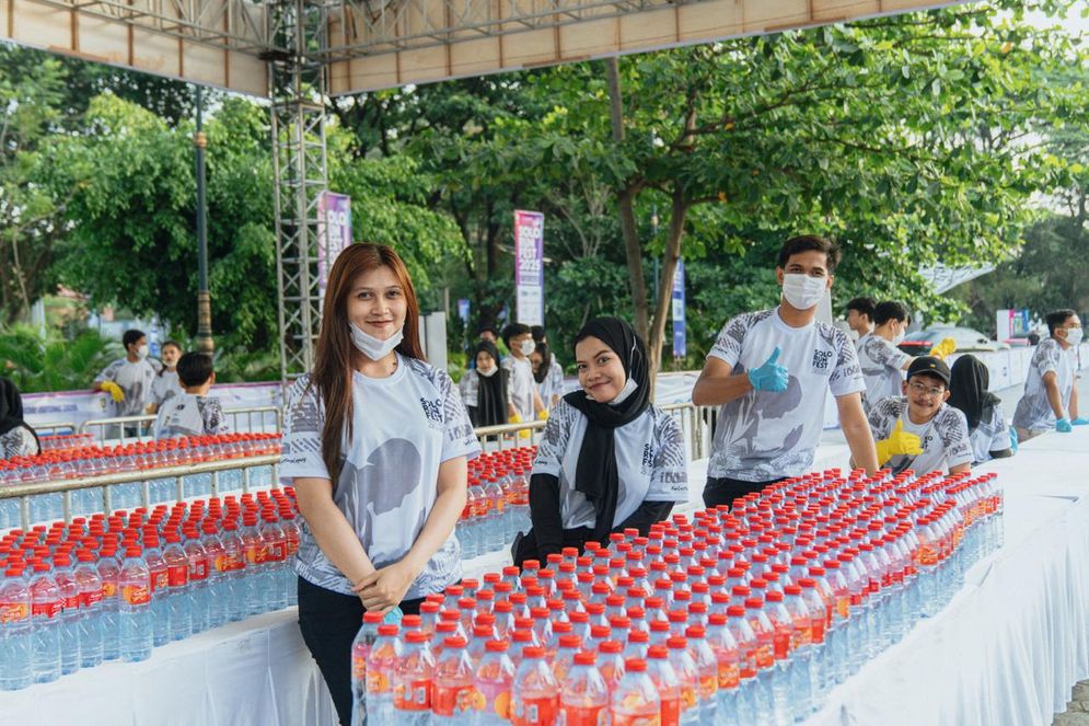 Air Minum ES.ER.CE Dukung Solo Run Fest 2025 sebagai Official Mineral Water