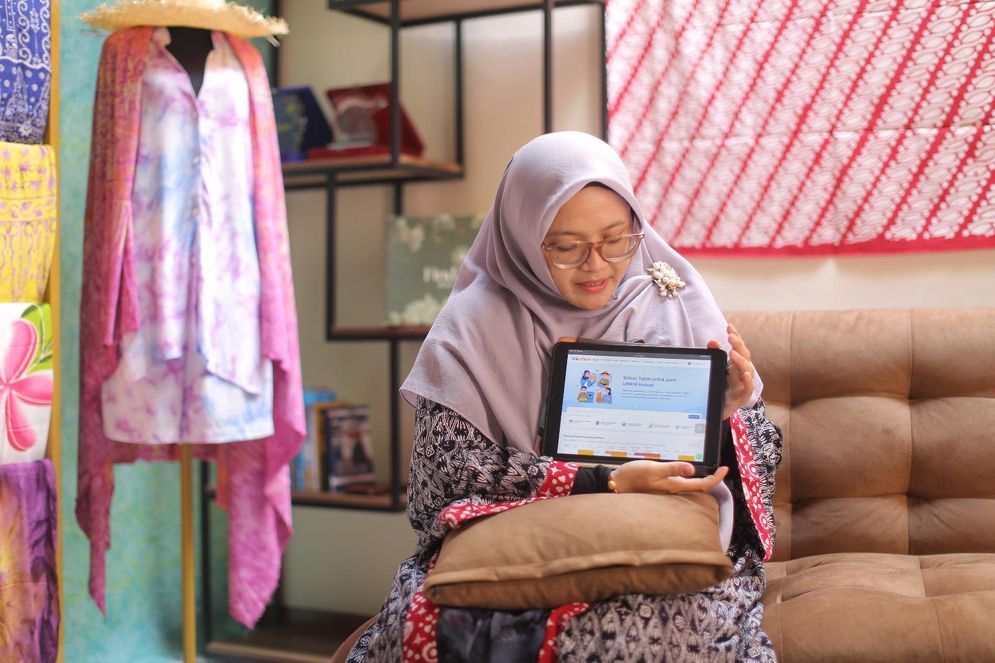 Dari Daster Jadi Outfit Stylish, Findmeera Tunjukkan Kreativitas Perempuan Berdaya