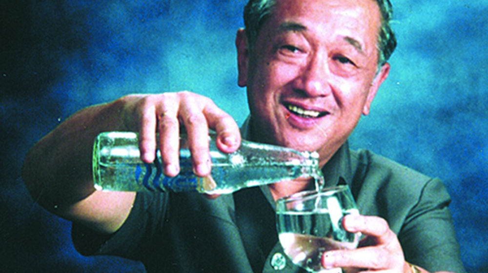 Tirto Utomo pendiri dan pemilik AQUA.