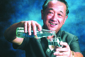 Tirto Utomo pendiri dan pemilik AQUA.