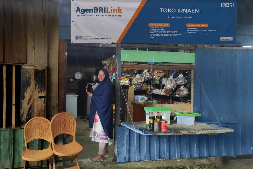 Kisah Irnaeni, AgenBRILink yang Jadi Jembatan Keuangan Bagi Petani Kakao dan Perempuan Papua