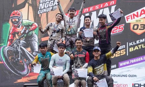 Team YTI Racing Team Panen Juara di 76 Indonesian Downhill 