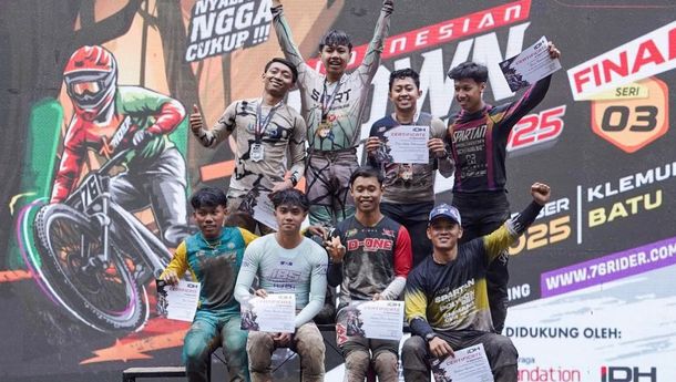 Team YTI Racing Team Panen Juara di 76 Indonesian Downhill 2025