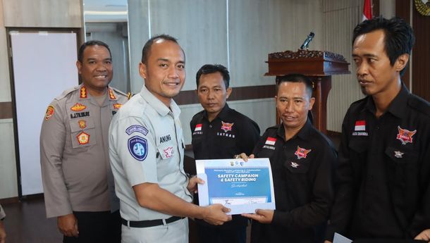 Jasa Raharja bersama Satlantas Polresta Bandar Lampung  Kolaborasi Kegiatan Safety Campaign Safety Riding dan PPGD