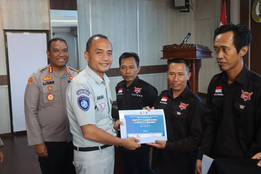 Jasa Raharja bersama Satlantas Polresta Bandar Lampung  Kolaborasi Kegiatan Safety Campaign Safety Riding dan PPGD 