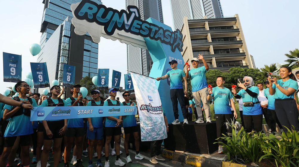 BCA Runvestasi - Panji 1.jpg