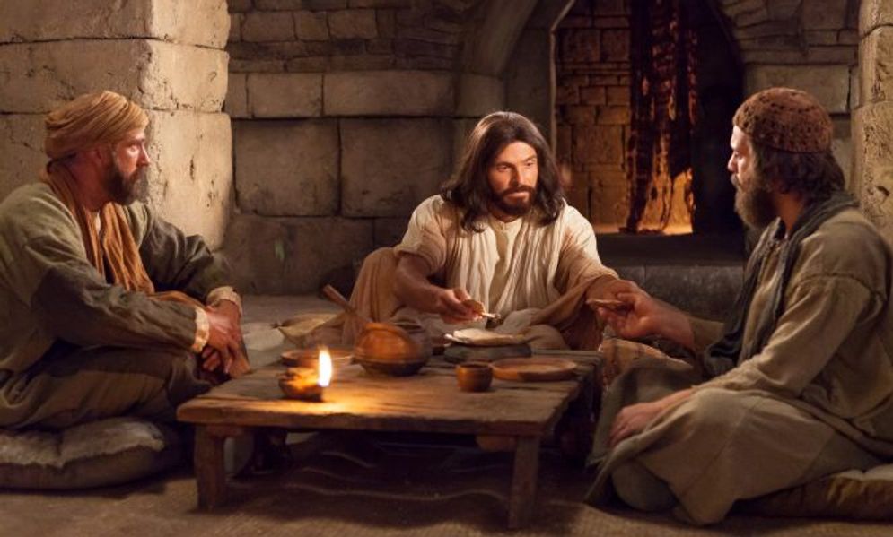 Jeus dan Perjamuan.jpg