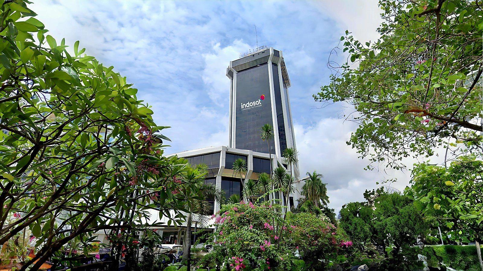 Indosat di kuartal ketiga 2025 mencatat kinerja tangguh dan pertumbuhan stabil pada sejumlah indikator keuangan utamanya