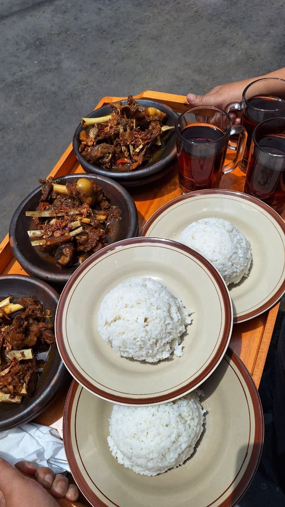 WhatsApp Image 2025-11-01 at 14.31.00.jpeg