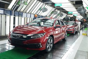 j8U0dlvf-10th-Generation-Honda-Civic-production-begins-in-India-1.jpg