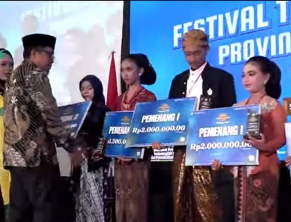 WhatsApp Image 2025-11-08 at 13.53.28.jpeg