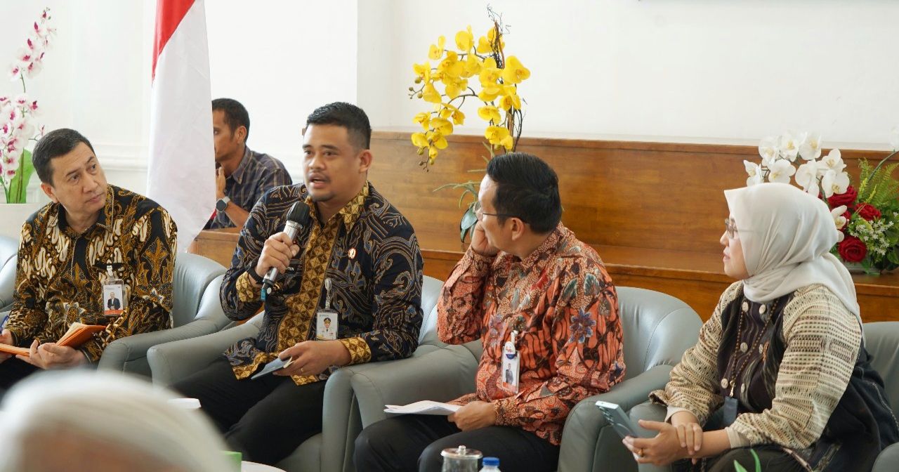 Gubernur Sumut Bobby Nasution mendukung Bank Sumut naik kelas