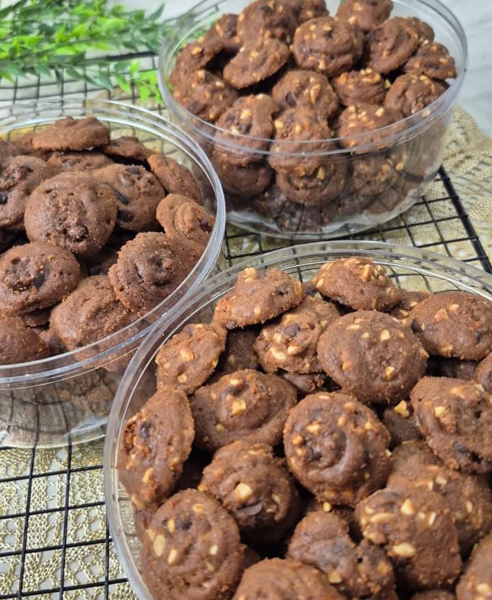 Mini Choco Nut Cookies