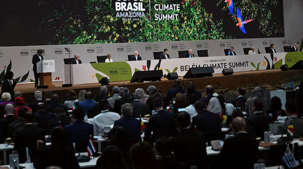 Perdana Menteri Inggris Keir Starmer dan Pangeran Inggris William menghadiri Sidang Pleno Umum Para Pemimpin dalam rangka Konferensi Perubahan Iklim PBB COP30 di Belem, Negara Bagian Para, Brasil, 6 November 2025.