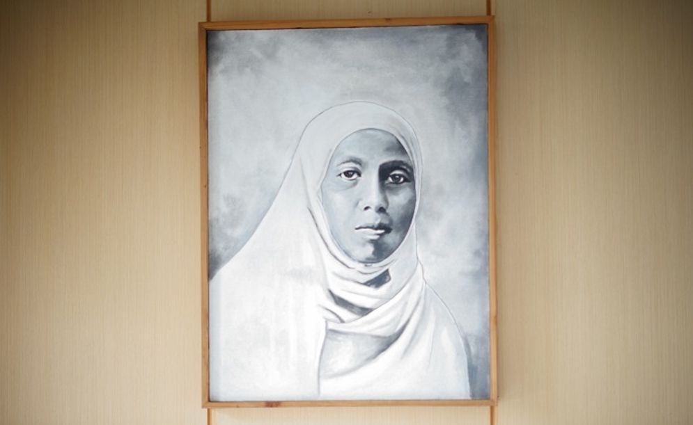 Lukisan Rahmah El Yunusiyah.