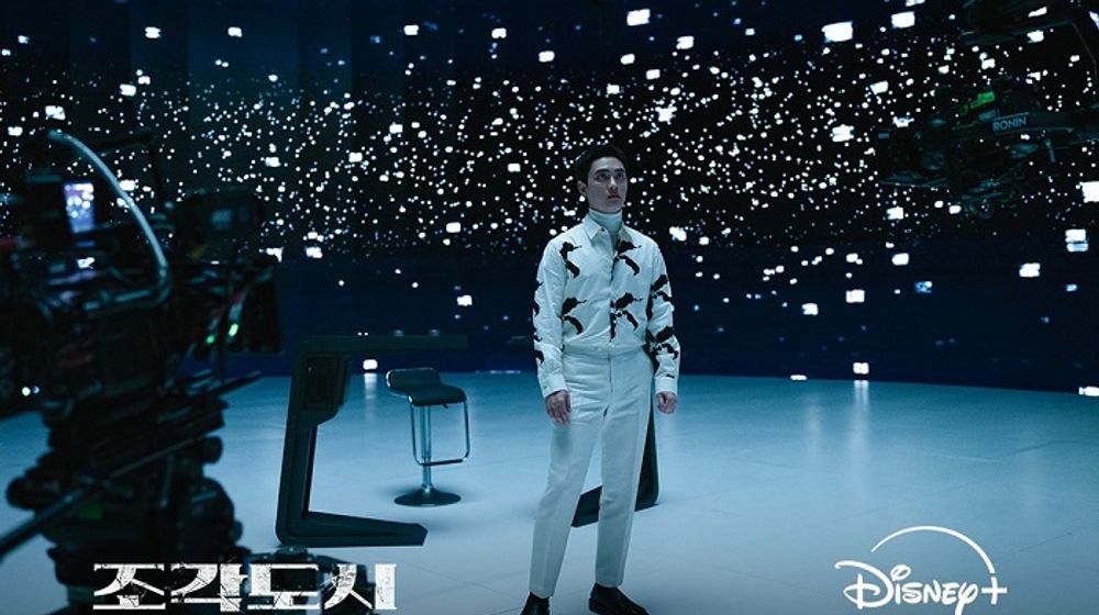 Doh Kyung Soo atau O. EXO dalam drama Korea The Manipulated.