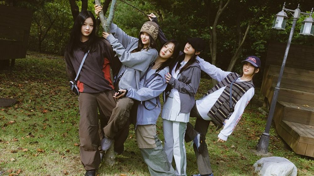 Girl group K-pop NewJeans. 