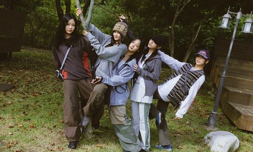 Girl group K-pop NewJeans.