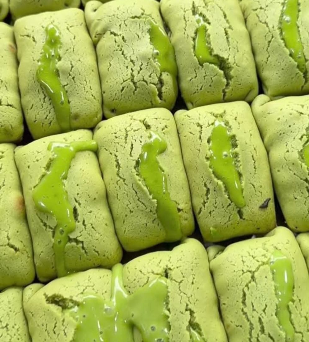 Kue Balok Lumer Matcha