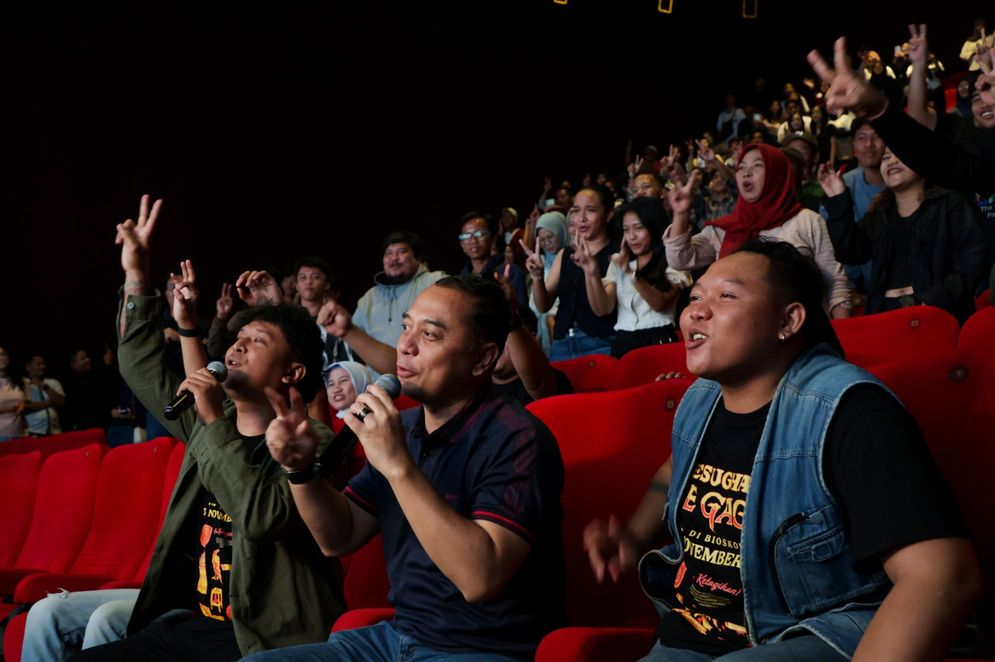 HALO_Eri Cahyadi nobar Pesugihan Sate Gagak.jpeg