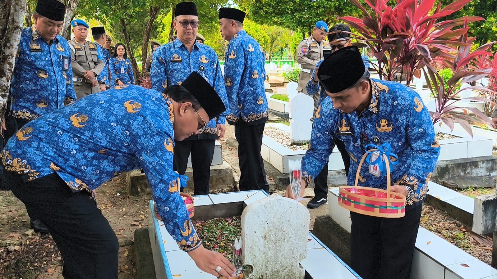 Ziarah HUT ke-54 KORPRI, Dipimpin Wakil Walikota Balikpapan Bagus Susetyo
