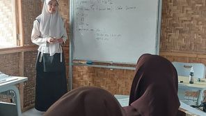 Tim PkM UMBY Terapkan Konsep Pembelajaran Matematika Partisipatif 