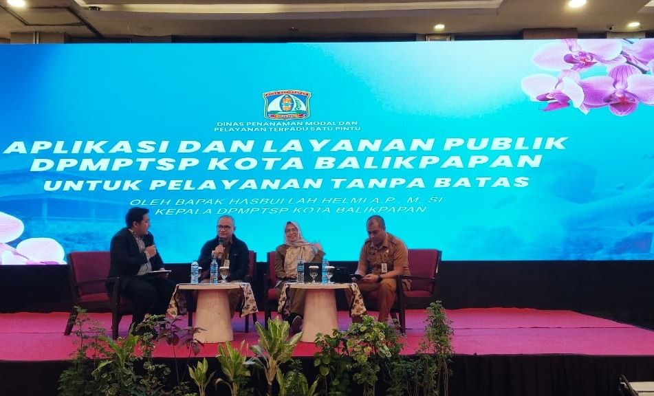 Kepala Disdukcapil Balikpapan Tirta Dewi dalam  Workshop Layanan Publik Digital 