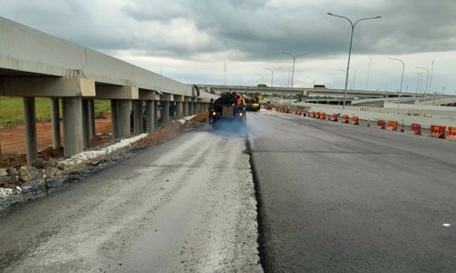  HKA selesaikan pekerjaan hotmix overlay di area Junction Palembang