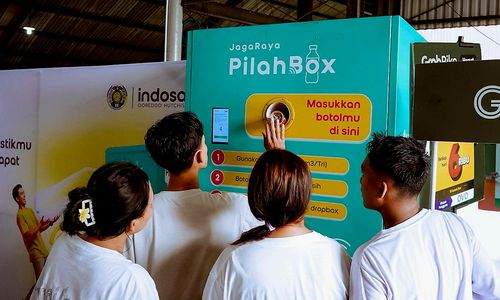 Indosat menghadirkan inovasi JagaRaya Pilahbox di puncak Vokasi Expo 2025