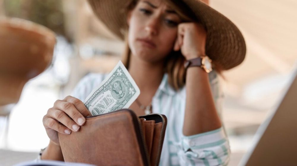 5 Kesalahan Finansial Saat Liburan yang Justru Bikin Boncos, Hati-hati!