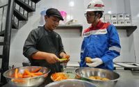 Gas Bumi Mengalir di Raindear Coffee, Sajikan Aneka Hidangan dengan Cita Rasa Premium yang Konsisten