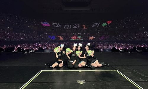 Konser grup K-pop, aespa di Bangkok.