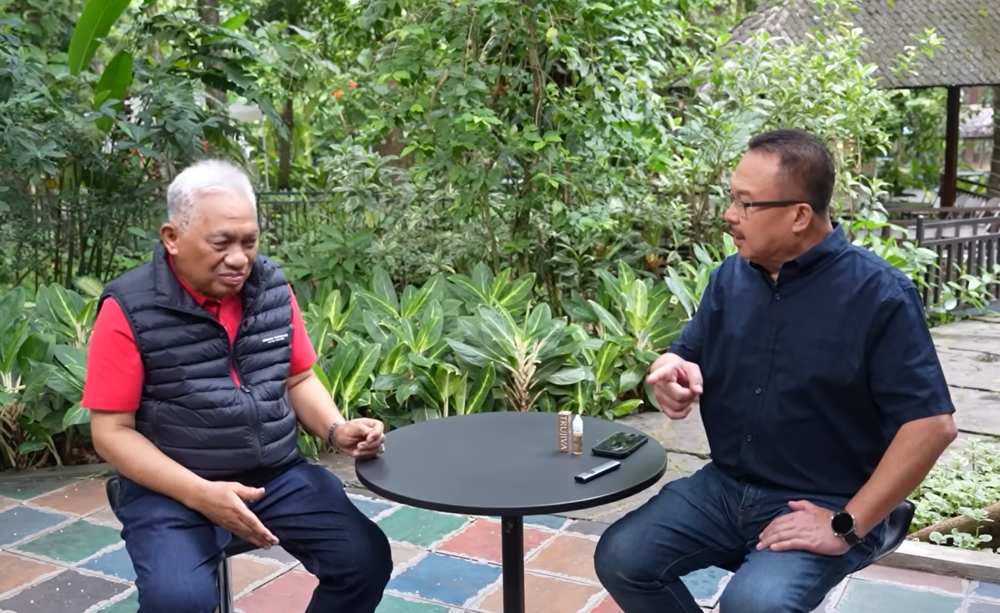 Ekonom Rhenald Kasali berbincang dengan pengusaha asal Samarinda, Sabri Ramdhani di Podcast Rhenald Kasali.
