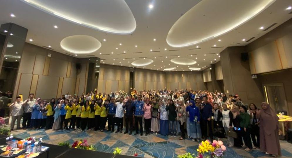 Kantor Wilayah Kementerian Hak Asasi Manusia (Kemenham) Lampung menyelenggarakan Penguatan Kapasitas HAM di Hotel Golden Tulip pada Senin (1/12/2025).