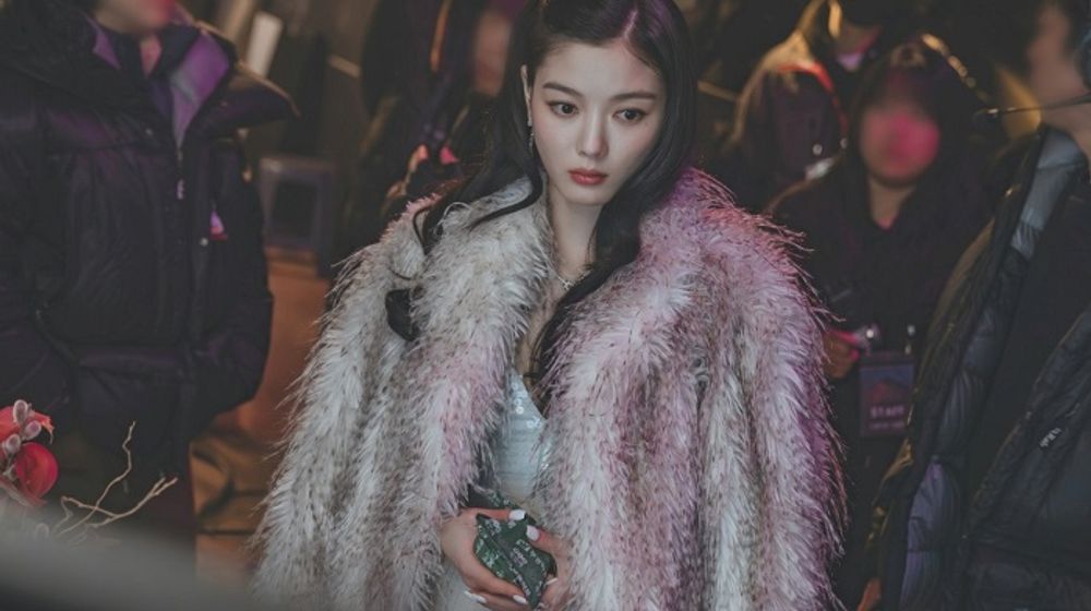 KIm Yoo Jung dalam drakor Dear X.