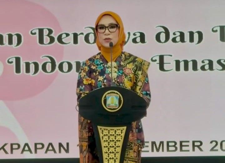 Peringati Hari Ibu, Ketua PKK Balikpapan Nurlena Mas'ud Ajak Perempuan Berdaya dan Berkarya  