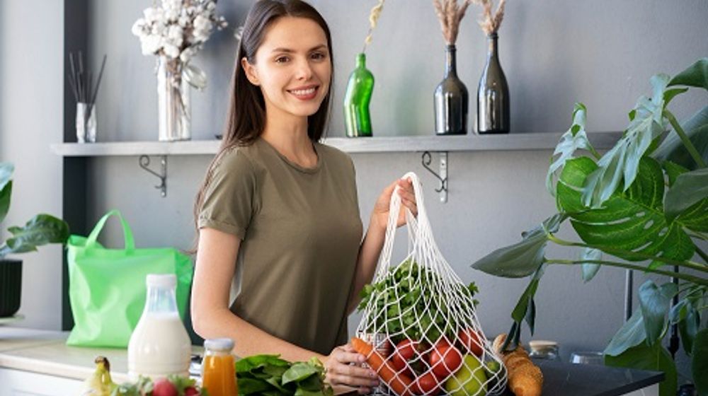 Tinggalkan plastik untuk memulai sustainable living.