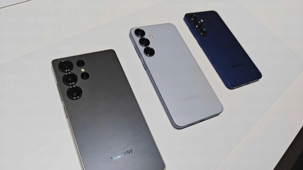 Ponsel atau HP Samsung.