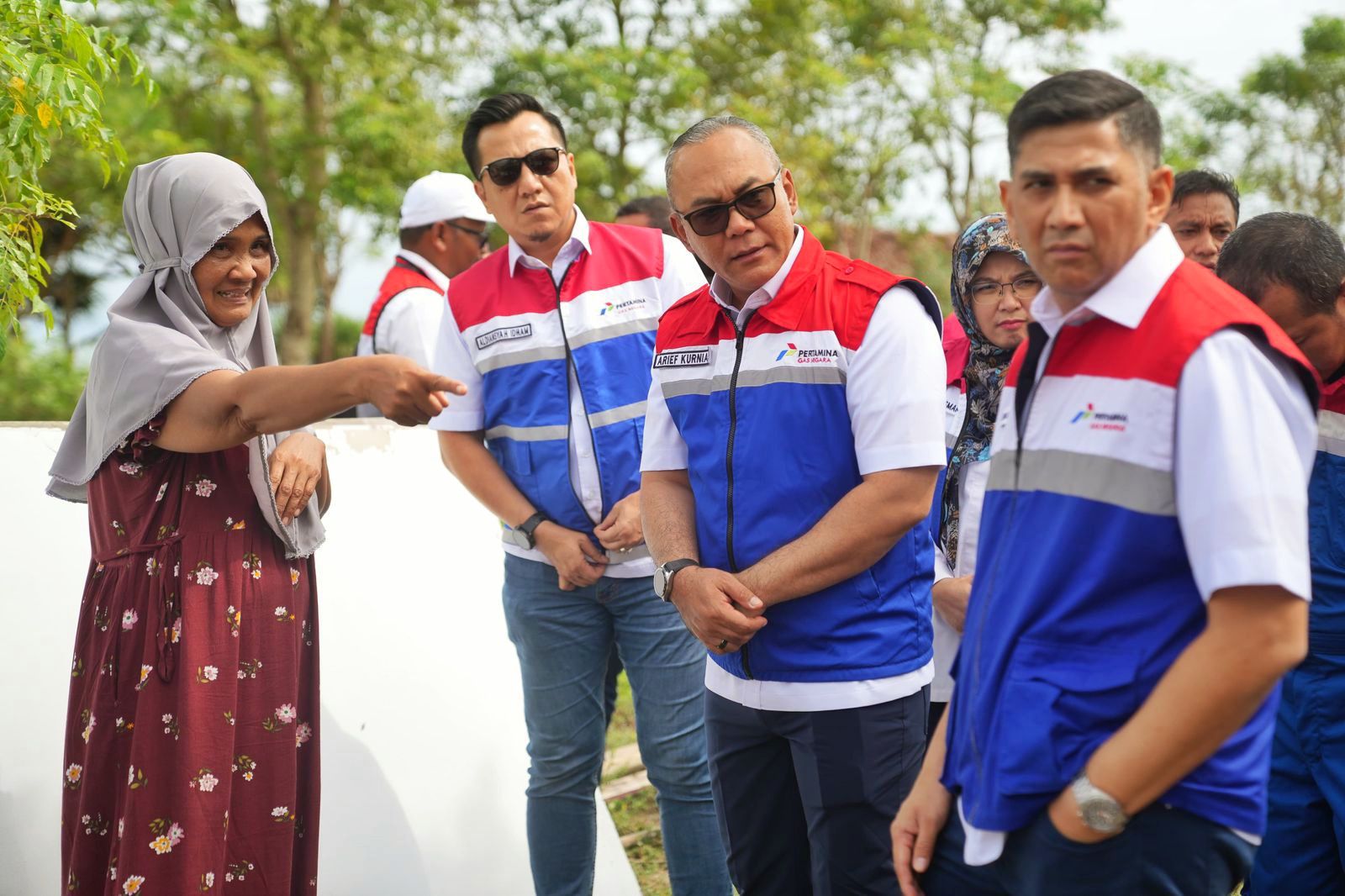 Direktur Utama PGN Arief Kurnia Risdianto turun langsung meninjau lokasi terdampak banjir di Lhokseumawe, Aceh