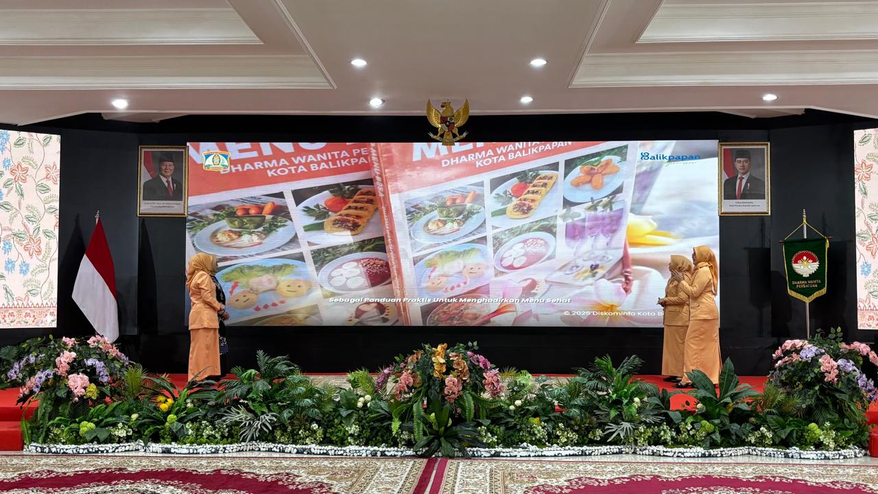 Peringatan Hari Ulang Tahun (HUT) ke-26 Dharma Wanita Persatuan (DWP) Balikpapan Luncurkan Buku Menu Sehat
