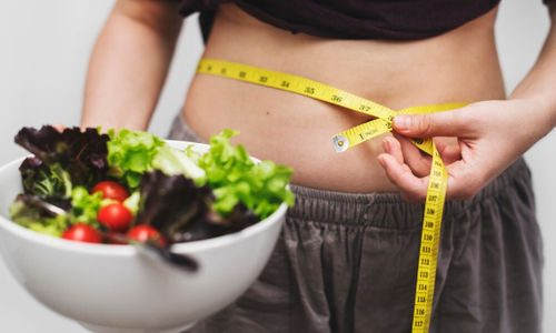 Menjaga berat badan saat libur akhir tahun.