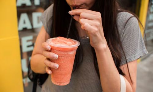 Hindari Beli Slushie di Pom Bensin