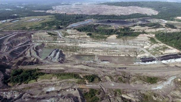 Catatan Akhir Tahun: Perempuan Tergusur Industri Ekstraktif