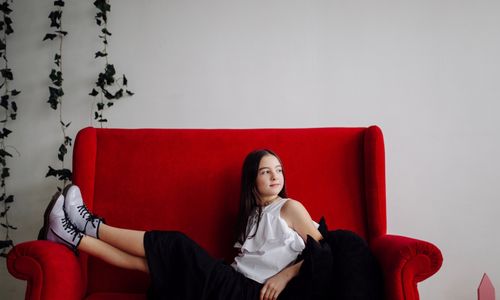 9 Pilihan Warna Tahun Baru yang Dipercaya Bawa Keberuntungan