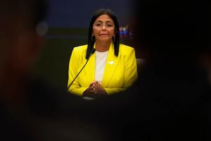 Delcy Rodriguez, Presiden Sementara Venezuela.