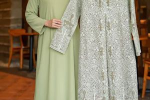 Ilustrasi gamis rompi lepas.