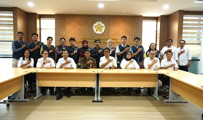FISIPOL UGM Kirim 12 Mahasiswa Relawan ke Aceh