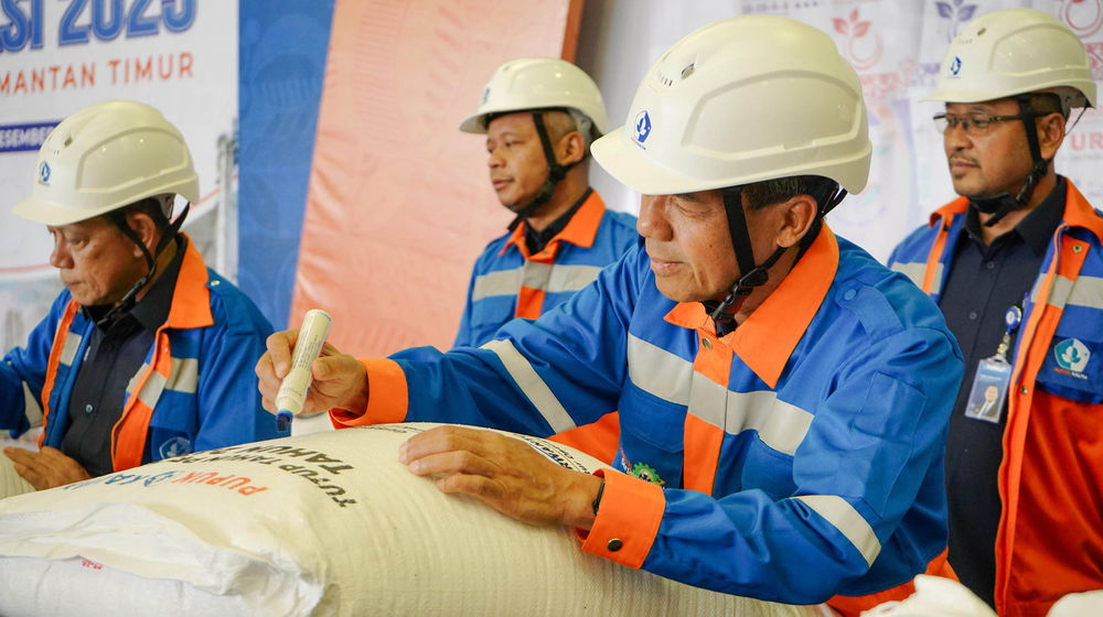 Pupuk Kaltim Tutup Tahun - Panji 1.jpg