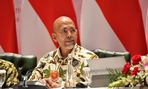 Sidharto Reza Suryodipuro.